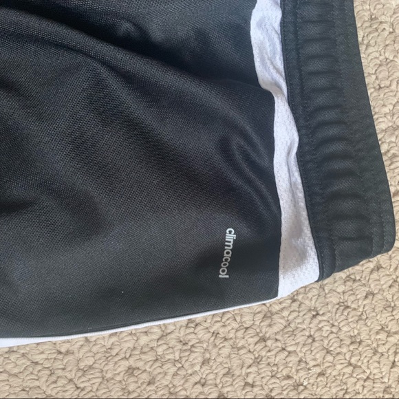 Classic Adidas Pants - Picture 6 of 8